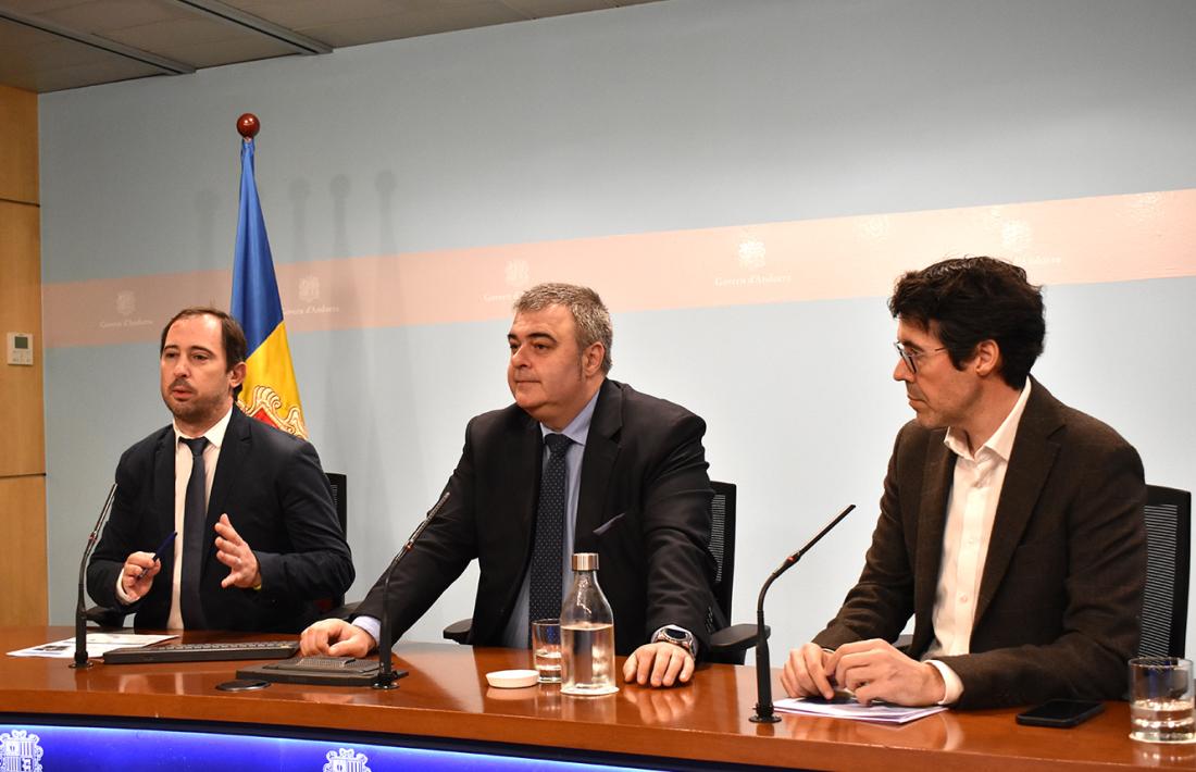 Miquel, Vinseiro i Batalla en la presentació del primer projecte que entra al mercat de carboni.