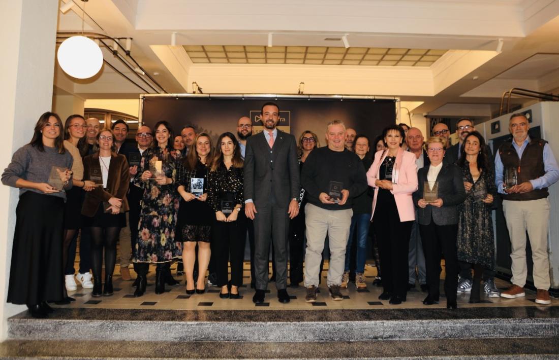 Foto de família dels representants de les empreses reconegudes per l'Andorra Selected.