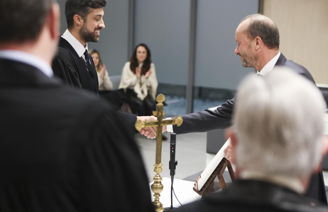 Alexandre Ferreira promet el càrrec de fiscal adjunt, avui a la seu de la justícia.