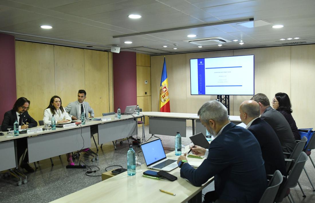 Riba, Souque i Forné, en la reunió amb els tècnics del Banc Europeu d’Inversions.