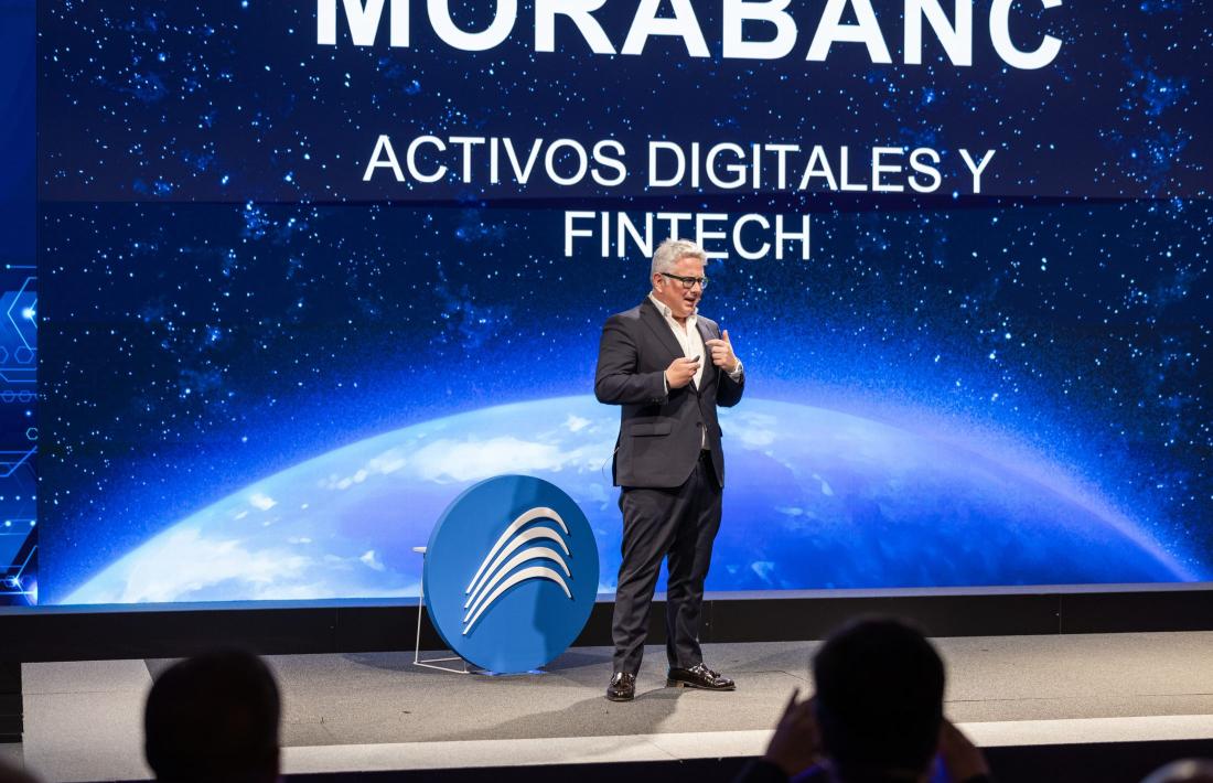 El responsable d’Actius Digitals i Fintech de MoraBanc, Carlos Salinas, a la darrera joranda de Innovació i Transformació Digital de MoraBanc.