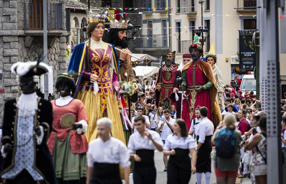 El cercavila de gegants, en una edició anterior de la festa.