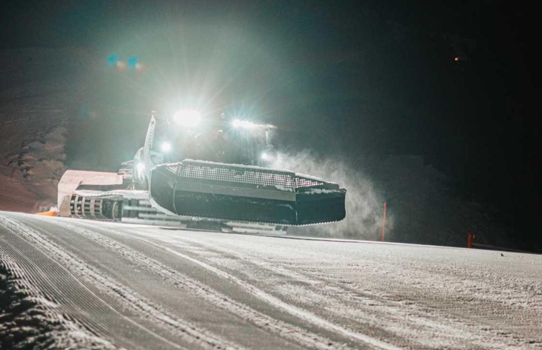 Des de Snowlab es va equipar una trepitjaneu amb tecnologia per detectar el gruix de la capa nival.