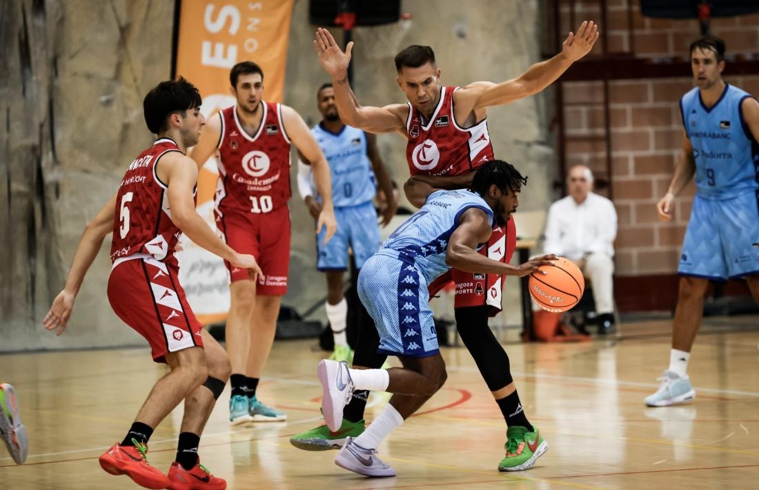 Harding, escorta del MoraBanc, va jugar el seu primer partit de pretemporada contra el Casademont.