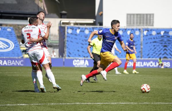 p. 28 fc andorra vs ponfe foto fc andorra