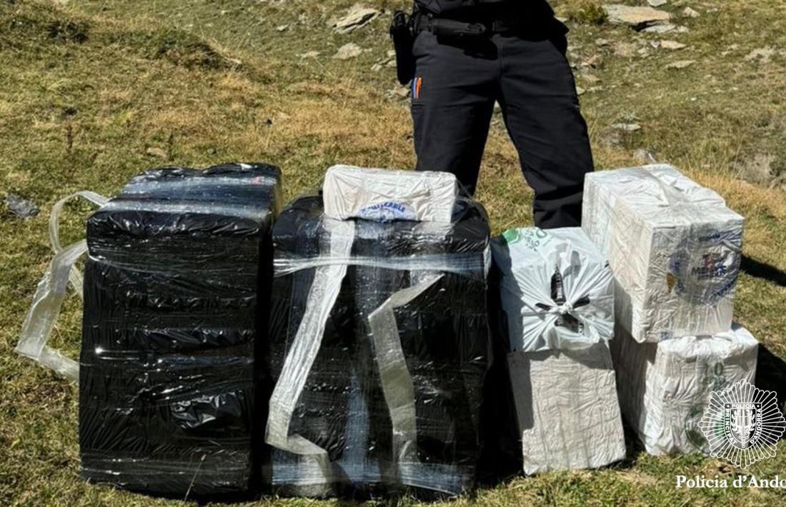 El tabac comissat al Pas de la Casa per la policia.