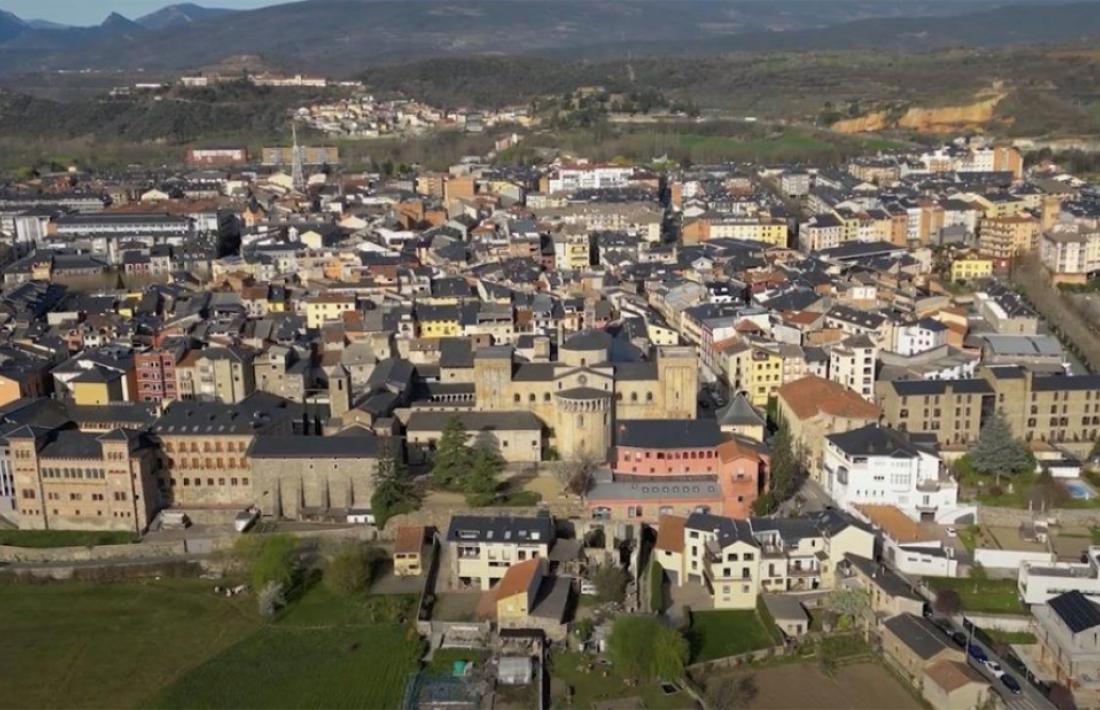 Vista de la capital alturgellenca. 