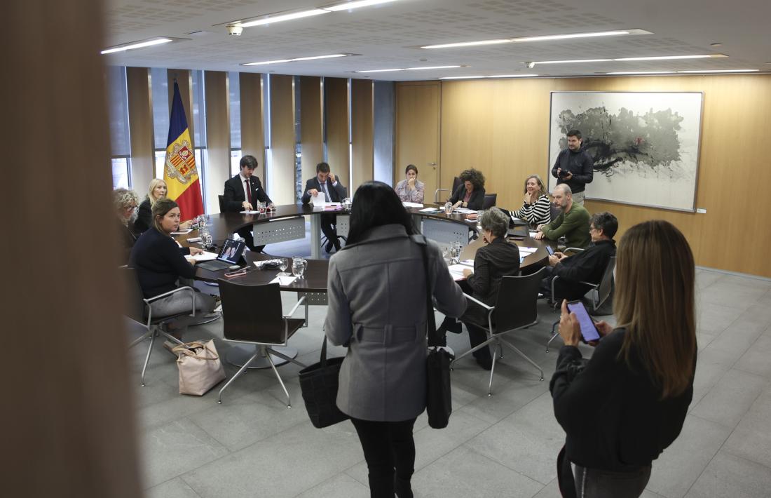 La primera reunió del grup de treball que els pròxims mesos analitzarà el Reglament del Consell General.