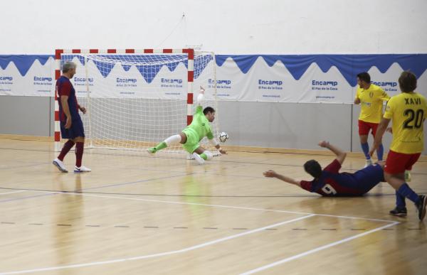 p. 29 Veterans Futbol Sala - Facundo Santana_