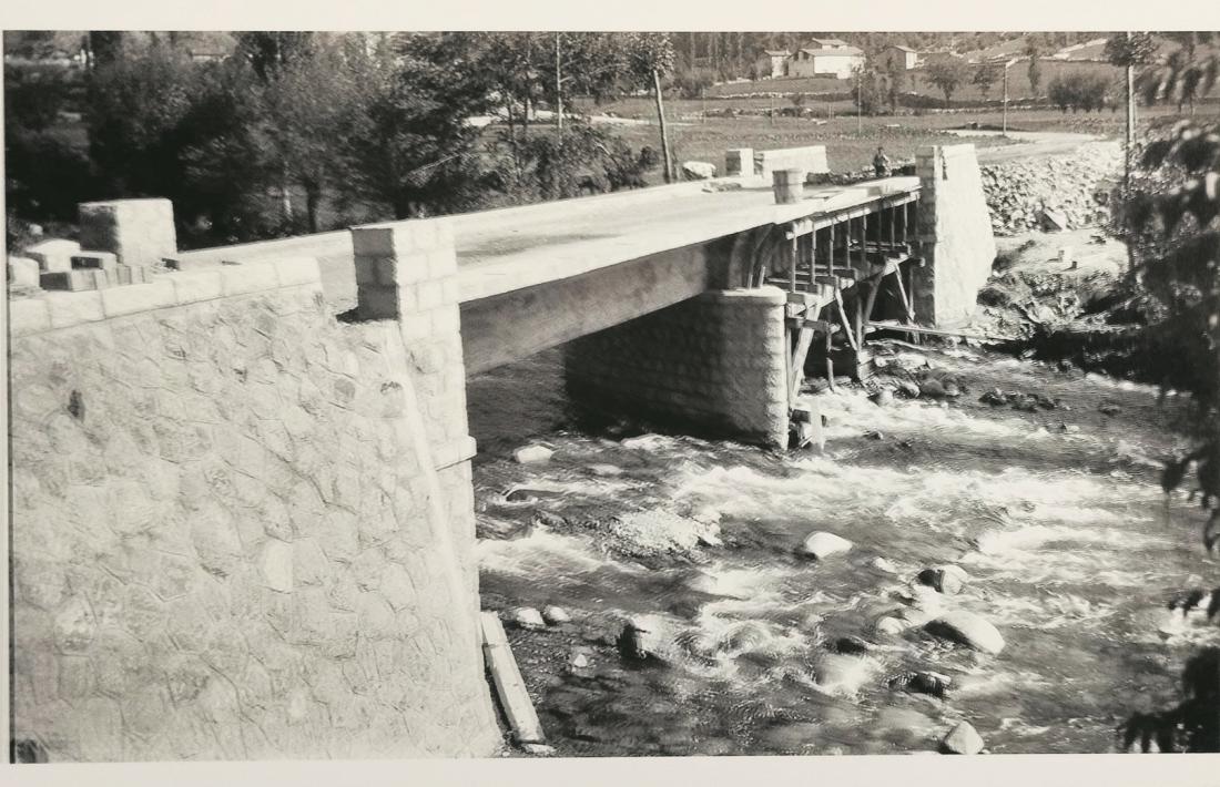 Aquesta estructura va resistir fins a la gran remodelació de l'espai a mitjans anys 80, quan es va construir la plataforma actual sobre el Valira.