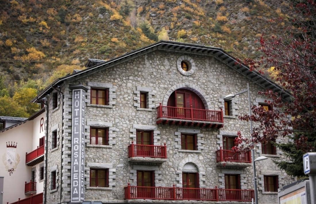 L'Hotel Rosaleda, seu del ministeri de Cultura.