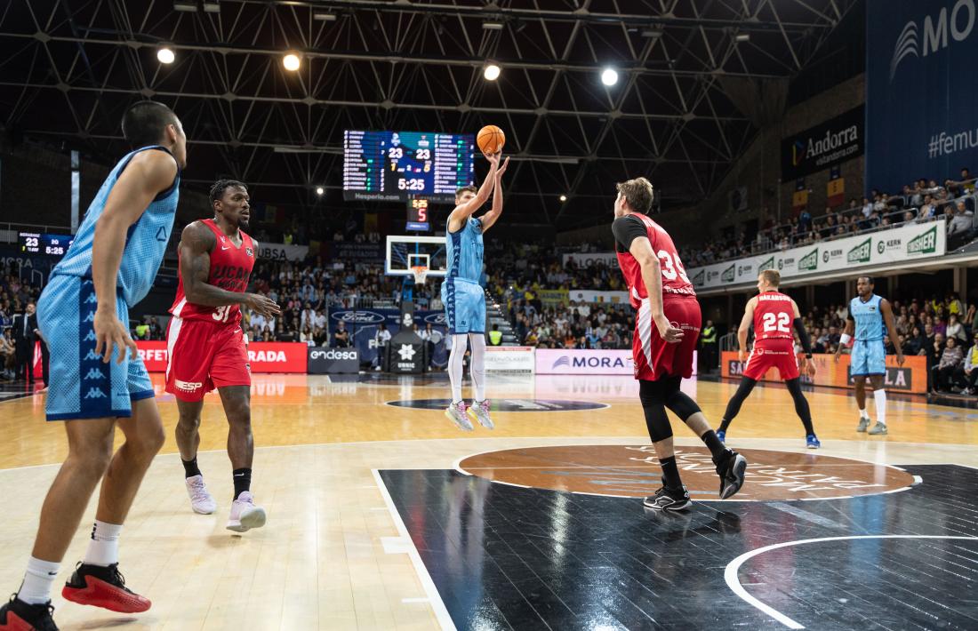 Ben Lammers, pivot del BC MoraBanc, lesionat a la mà.