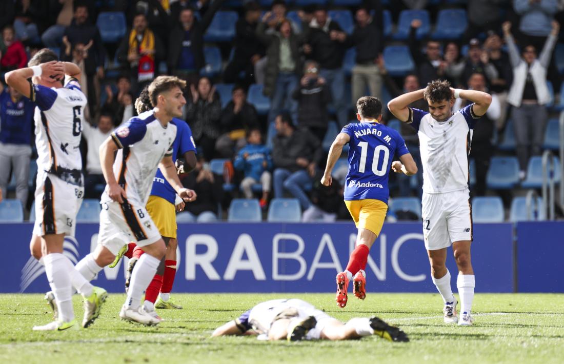 Álvaro Martín va marcar l’únic gol del partit després de recollir un refús d’un penal llançat per ell mateix.