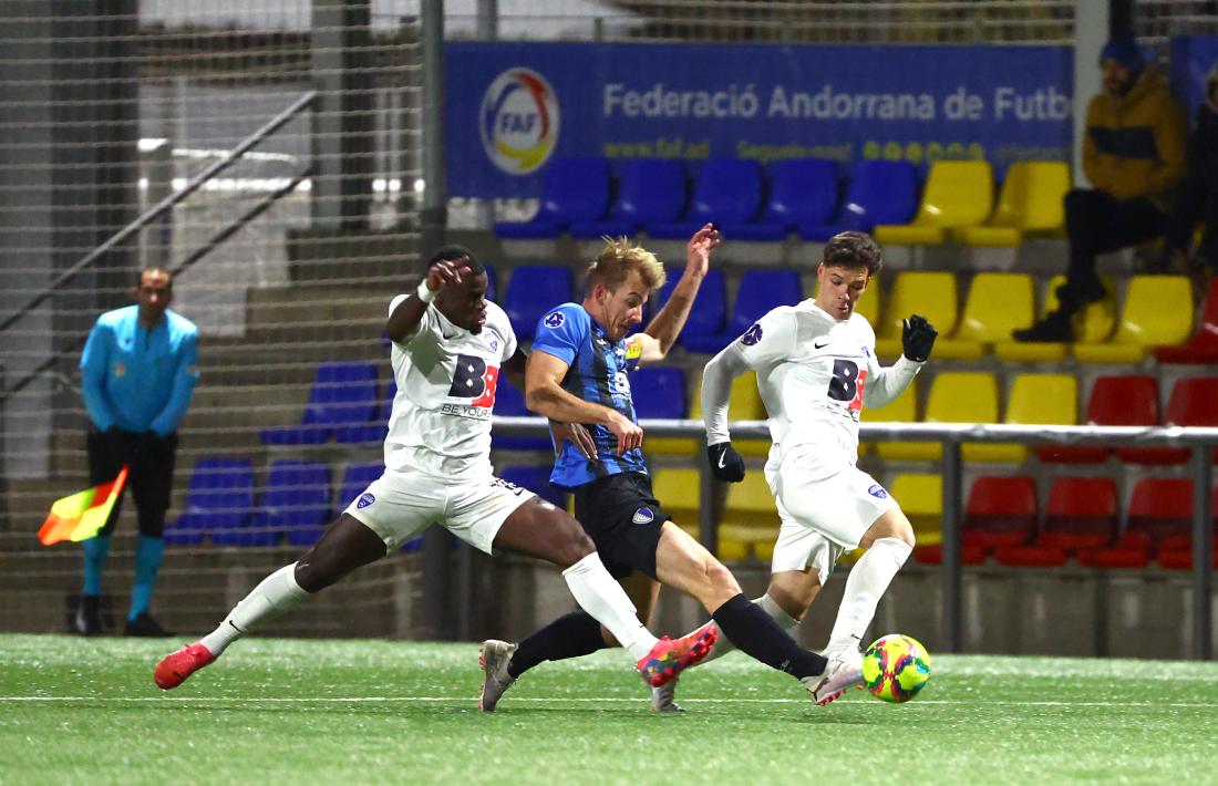 El Ranger’s empata, però també fan el mateix l’Inter i l’Atlètic