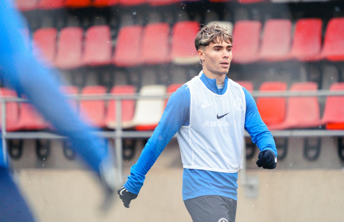 Josep Cerdà, en l’entrenament de l’FC Andorra a l’Estadi Comunal.