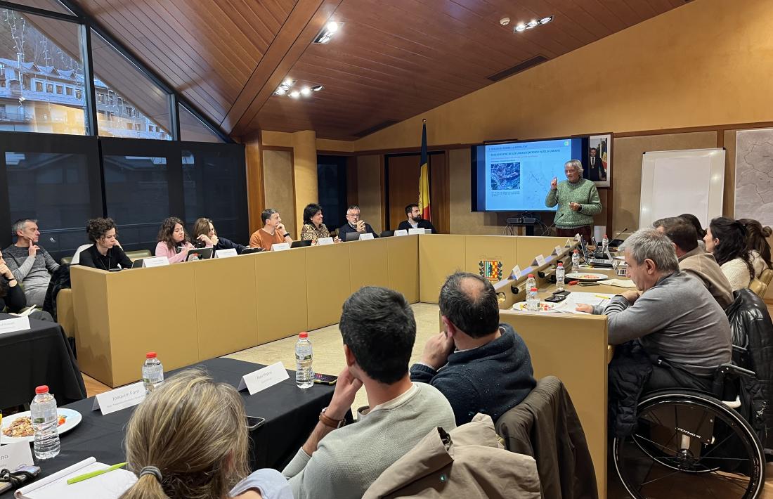 Un moment de la reunió del consell consultiu de la Massana, avui.