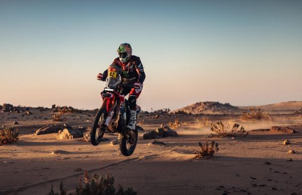 p. 29 adrien van beveren dakar