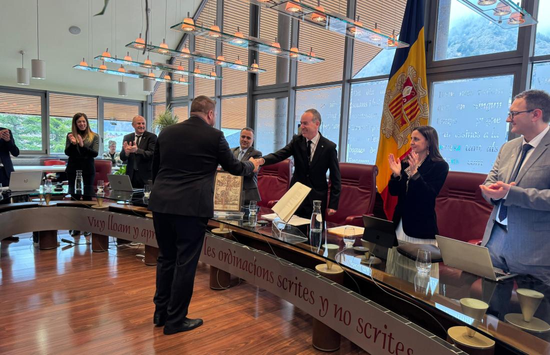 Robert Lizarte, en el moment de jurar el càrrec de director de Cultura.