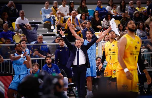 p. 27 dreamland gran canaria vs morabanc acb photo miguel henriquez 