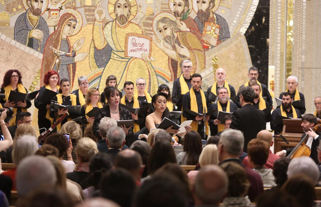 La parroquial de Sant Julià, plena per a la ‘Gran Missa’ de Mozart, el febrer del 2024.