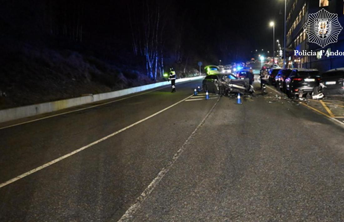 Estat en que va quedar el vehicle accidentat a Soldeu.